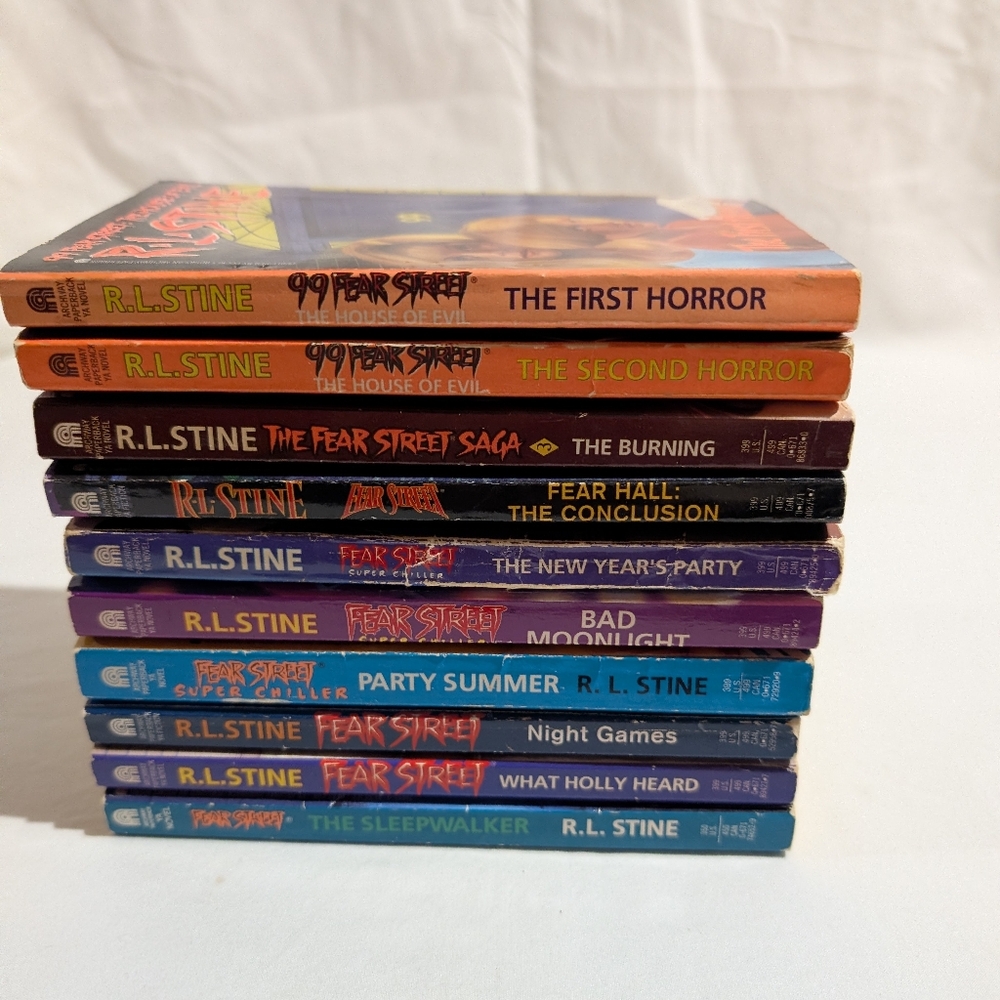 Fear Street Books Lot of 10 Teen Horror Vampire Vtg 1990's R.L.  Stine